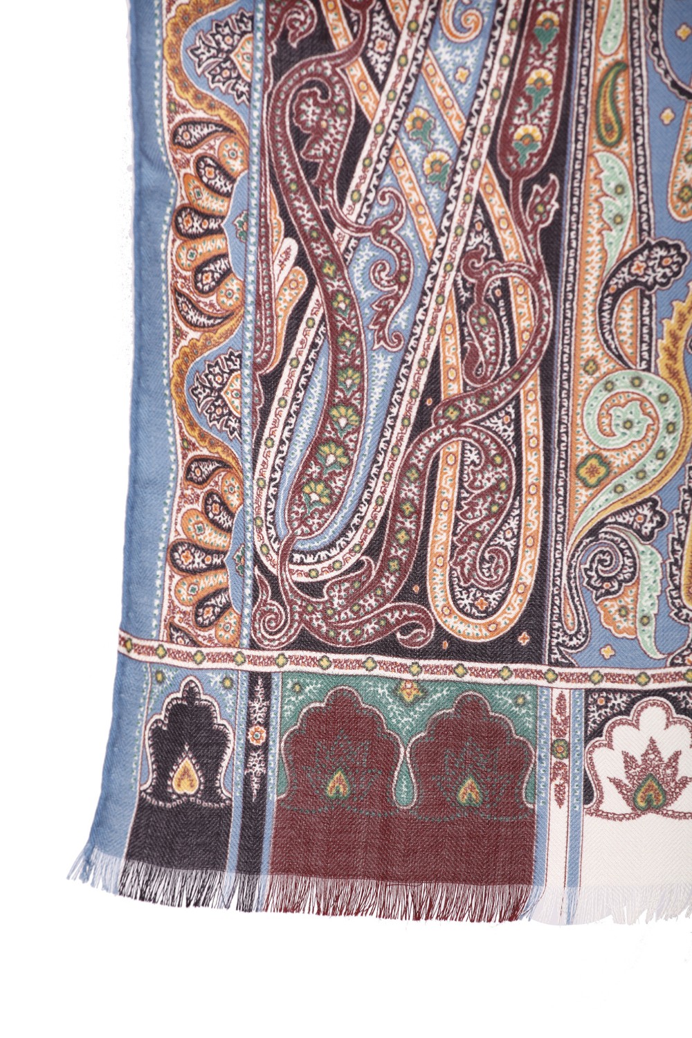 shop ETRO Saldi Sciarpa: Etro sciapra in cashmere e seta.
Sciarpa in cachemire, decorata da una stampa con motivi Paisley d'archivio e impreziosita da una bordatura unita sfrangiata.
Dimensioni: 70x170cm.
Composizione: 70% Cashmere 30% Seta.
Made in Italy.. 10007 8021-300 number 4970919